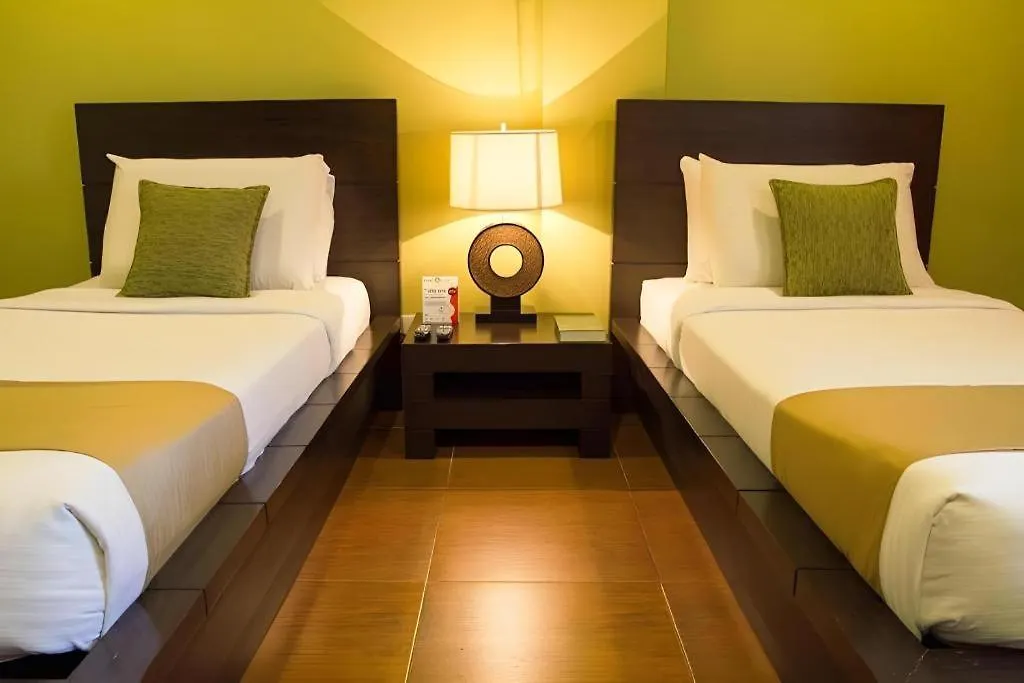 Home Crest Hotel Davao 3*,  Philippines