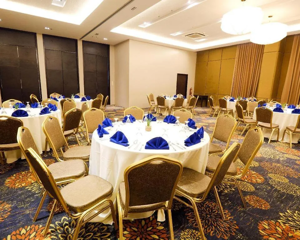 Home Crest Hotel Davao