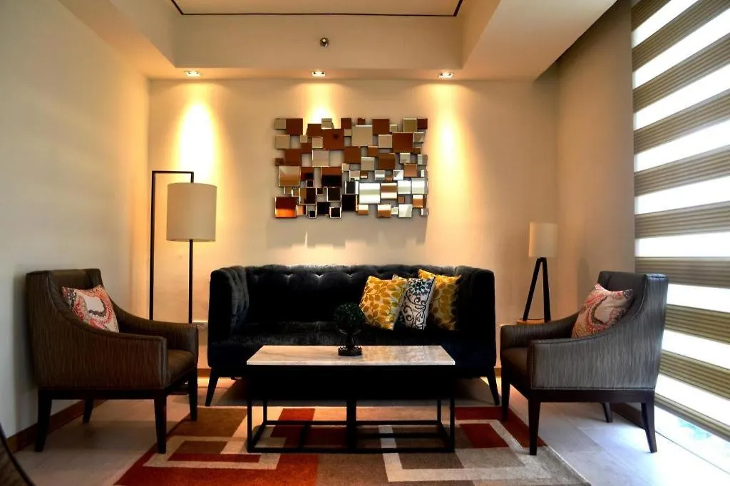 Home Crest Hotel Davao