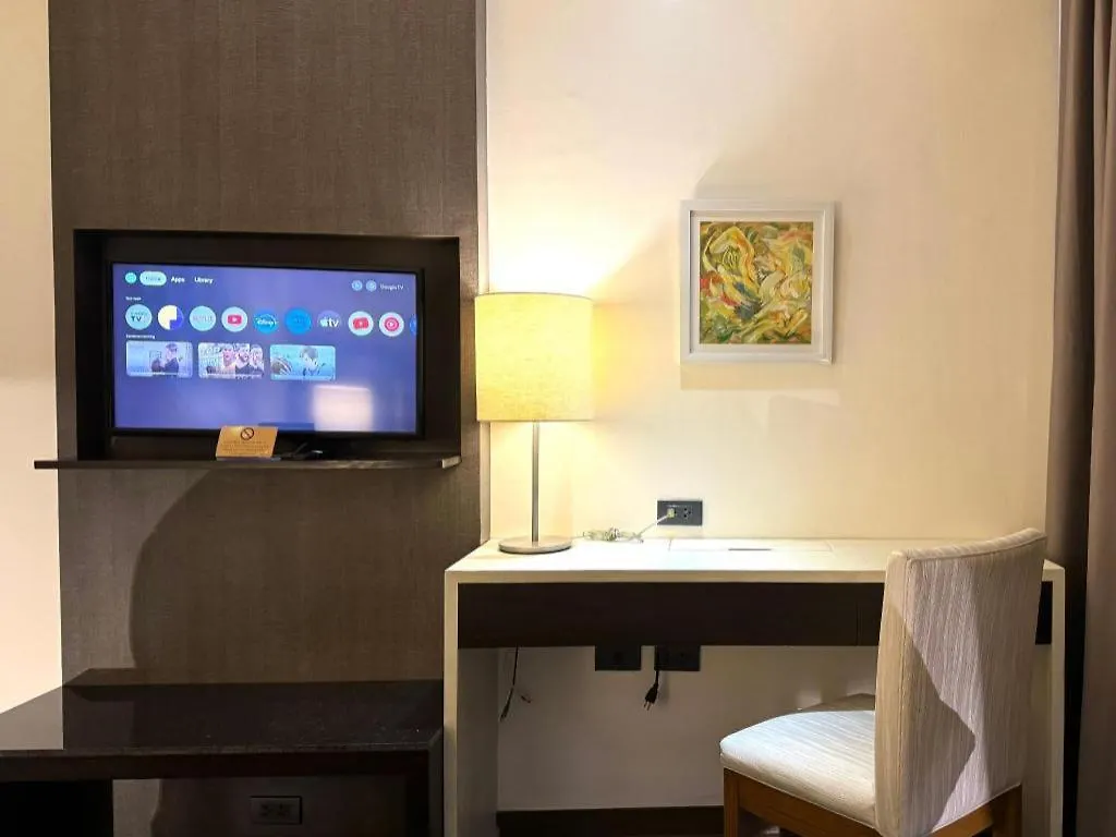 Home Crest Hotel Davao