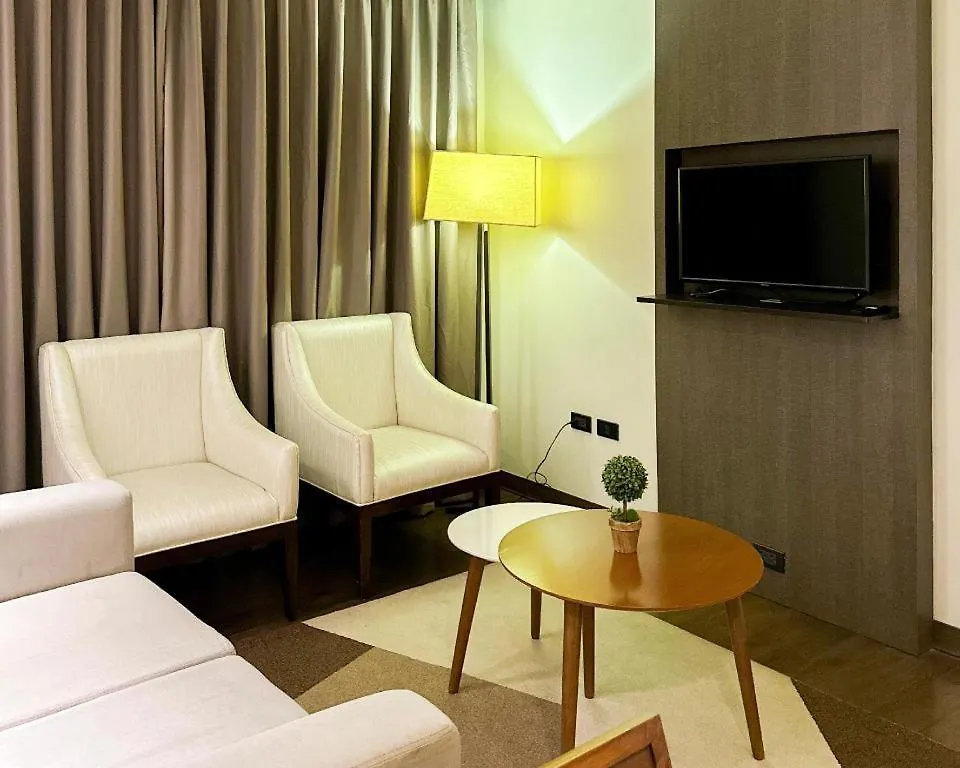Home Crest Hotel Davao City