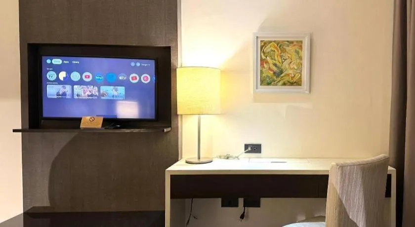 Home Crest Hotel Davao City 3*,  Fülöp-szigetek