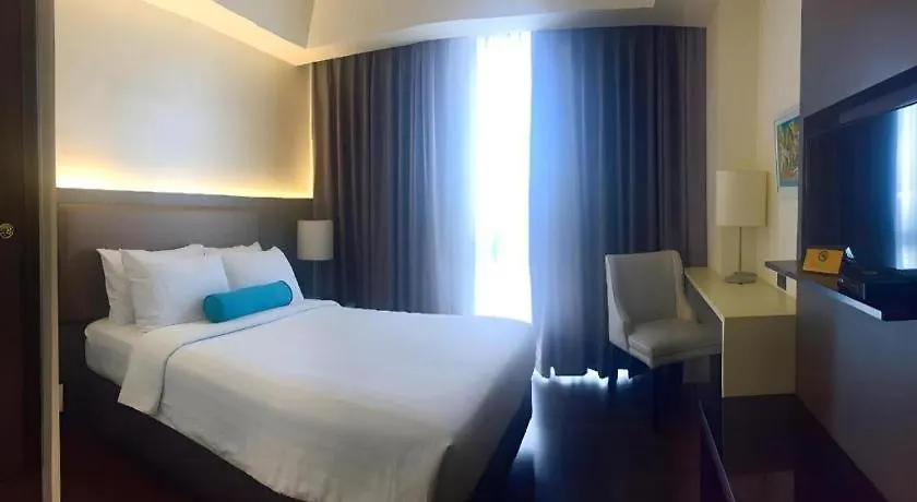 Home Crest Hotel Davao City 3*,
