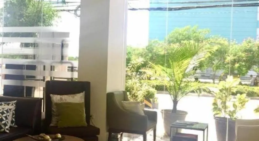 Home Crest Hotel Davao Filipinas