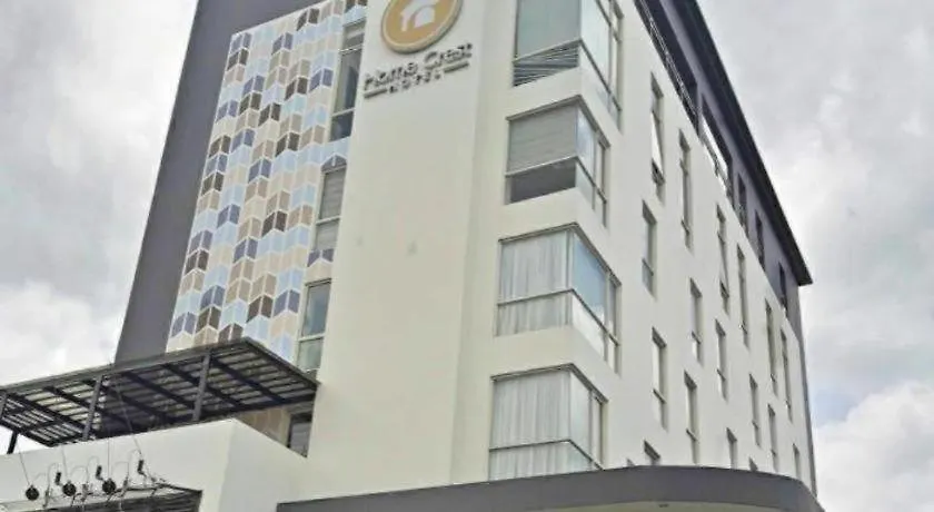 Home Crest Hotel Davao