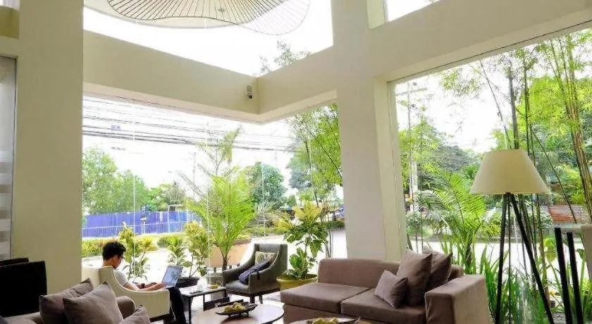 Home Crest Hotel Davao Filipinas