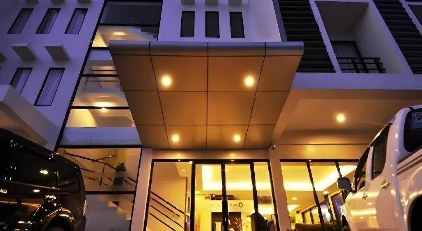 Home Crest Hotel Davao