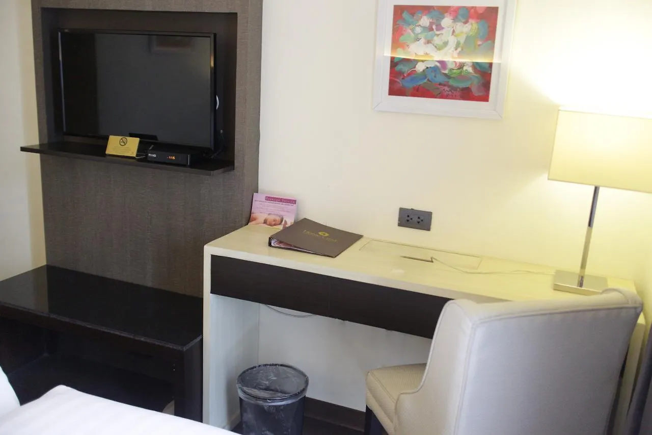 ***  Home Crest Hotel Davao Philippines