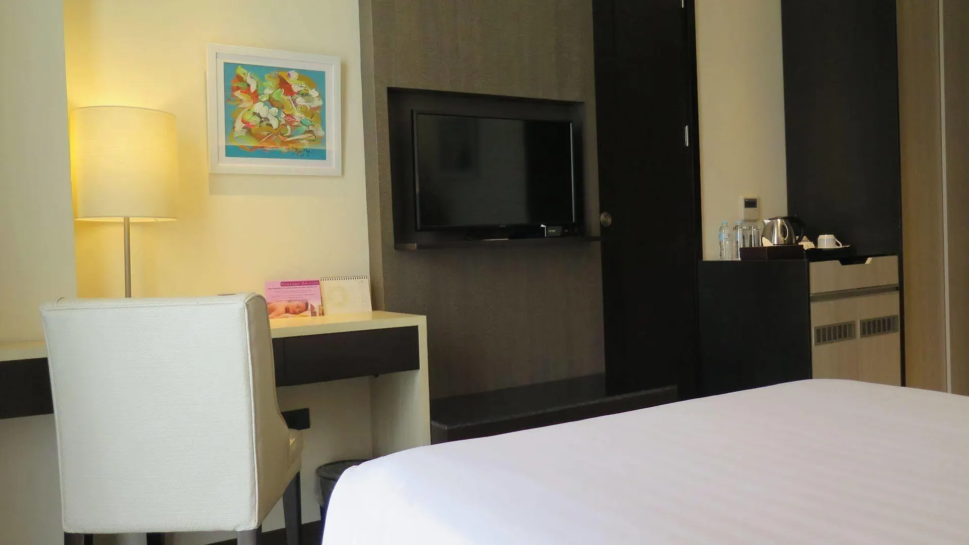 Home Crest Hotel Davao